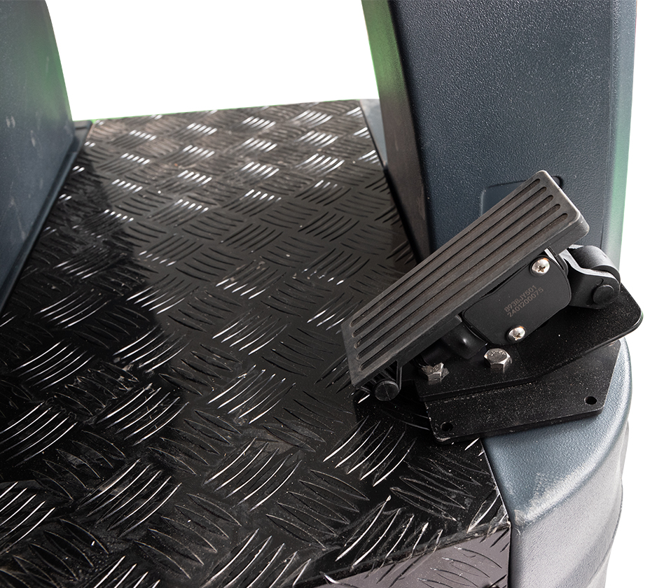 Floor Scrubber 150A image 5
