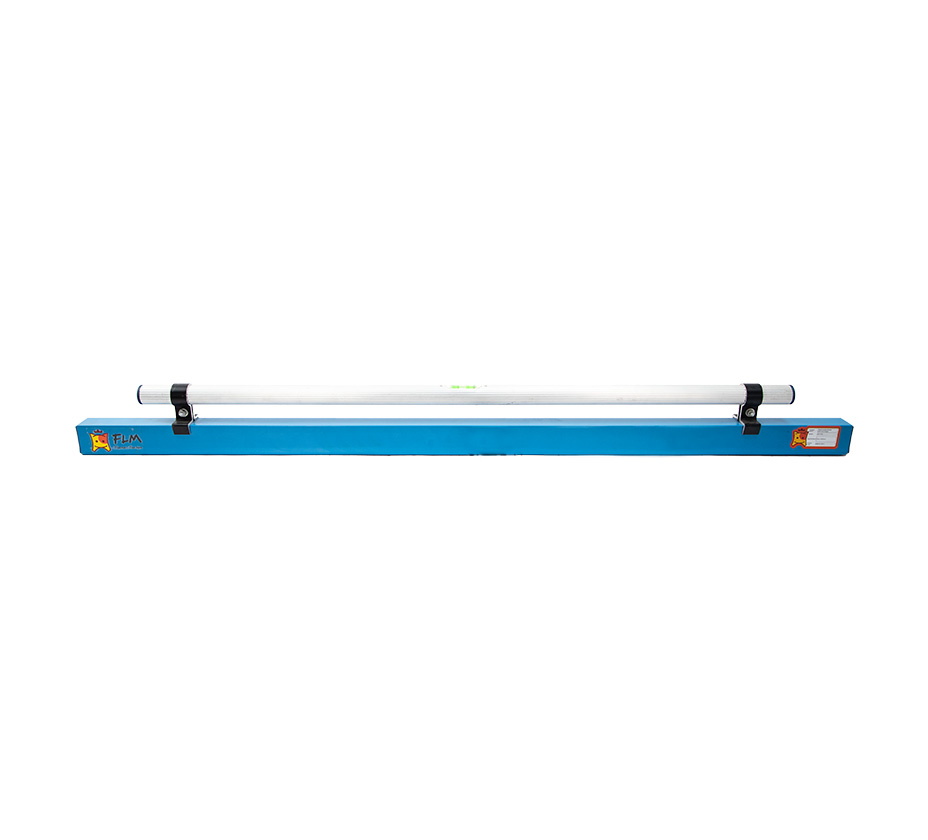 Clamped Handle Screed With Level Vial image 3